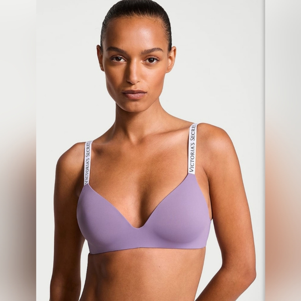 NWT Victoria's Secret Lavender Wireless T-Shirt Bra with Branded Straps